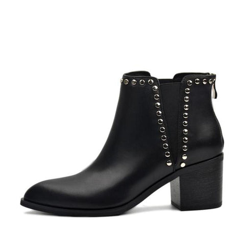 Ankle boots 